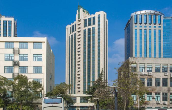 上?，F(xiàn)代廣場招商-出租招租電話