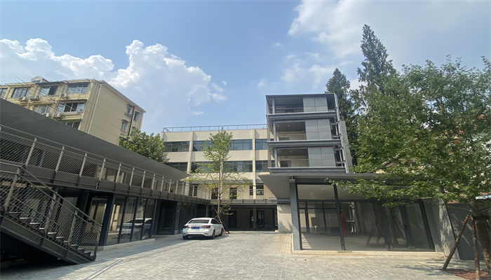 上海黑湖科技園招商熱線：一站式企業(yè)服務(wù)，即刻咨詢！