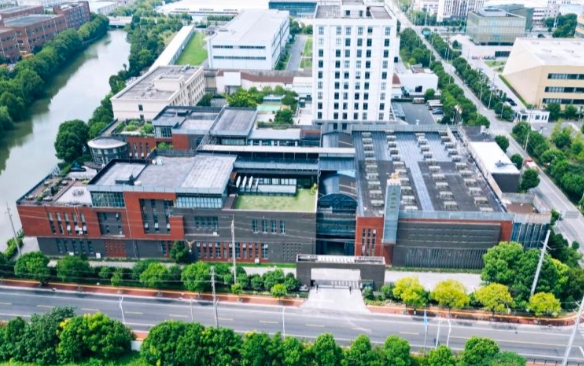 走進(jìn)上海875產(chǎn)業(yè)園，探索現(xiàn)代產(chǎn)業(yè)發(fā)展的新路徑