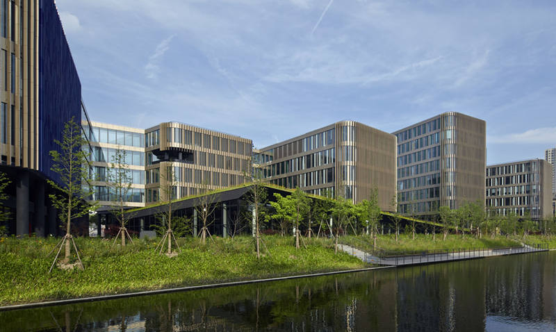 上海華鑫天地周邊配套完善，打造便捷舒適的商務(wù)生活圈