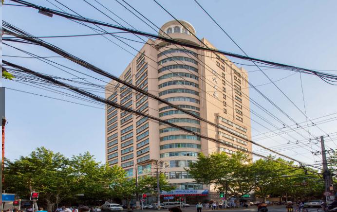 上?，F(xiàn)代大廈：襄陽南路上的商務地標，租金合理性價比高