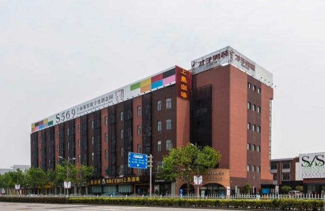 S569上海服裝數(shù)字化創(chuàng)意園：紅色磚墻，打造獨特辦公氛圍