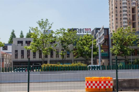 上海萬街303：高性價(jià)比辦公空間，租金親民