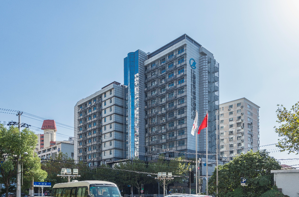 上海上服商廈：現(xiàn)代化商務(wù)樓宇，滿足多樣需求