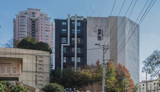 【中環(huán)芯?2.5 萬方文創(chuàng)高地】上海長寧德必易園招商啟幕 — 獨棟辦公 / 甲級寫字樓 / 稀缺旺鋪，享三重政策紅利