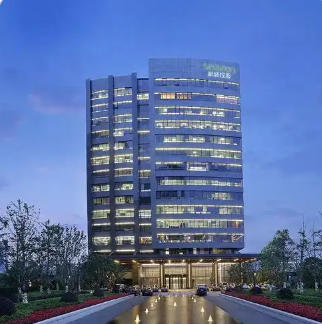 上海普陀區(qū)新城控股大廈招商綜合評(píng)估報(bào)告：項(xiàng)目招租與企業(yè)選址決策深度分析